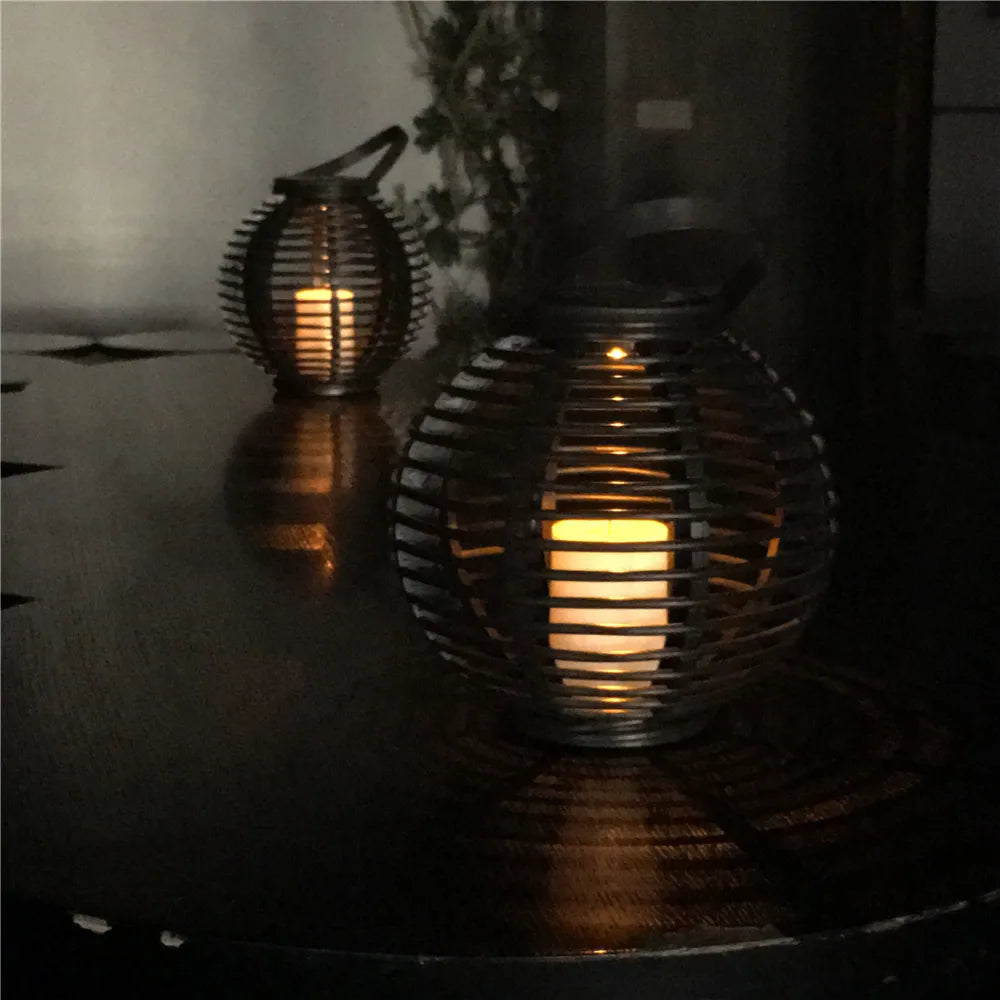 Solar rattan-style LED candle lantern, photo 4
