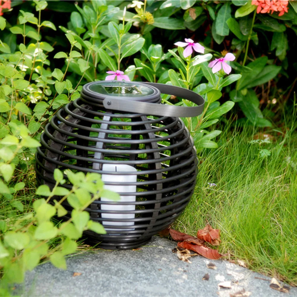 Solar rattan-style LED candle lantern, photo 2
